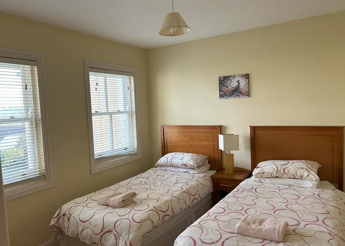 Number 1 Bank House * Schull